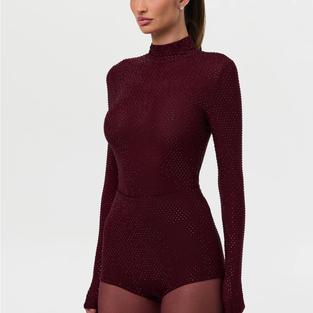 Naked Wardrobe Burgundy CRYSTAL HIGH WAISTED SHORTS - Picture 5 of 9